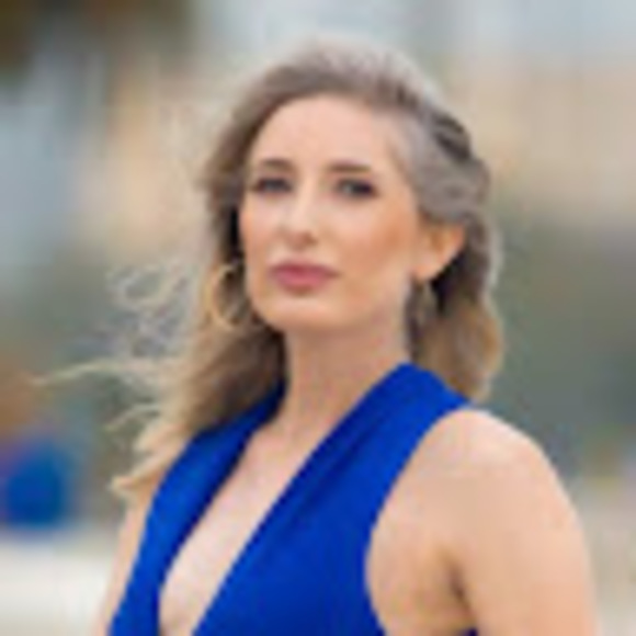 Meet your Posher, Joanna - Picture 1 of 1